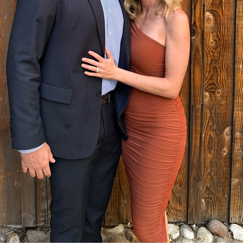 Lulus asymmetrical beautiful midi dress!!